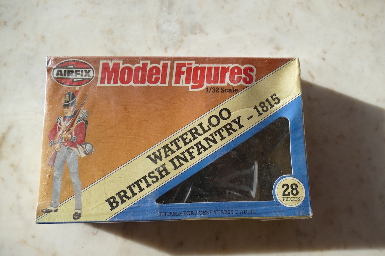 WATERLOO BRITISH INFANTRY 1815 -  28 PIECES AIRFIX 1/32 sous Blister 51461 -  9