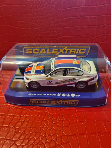 BMW 320 SI BTCC SCALEXTRIC C3217