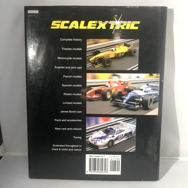 Livre Cars and equipment 4th Edition SCALEXTRIC Roger Guilham