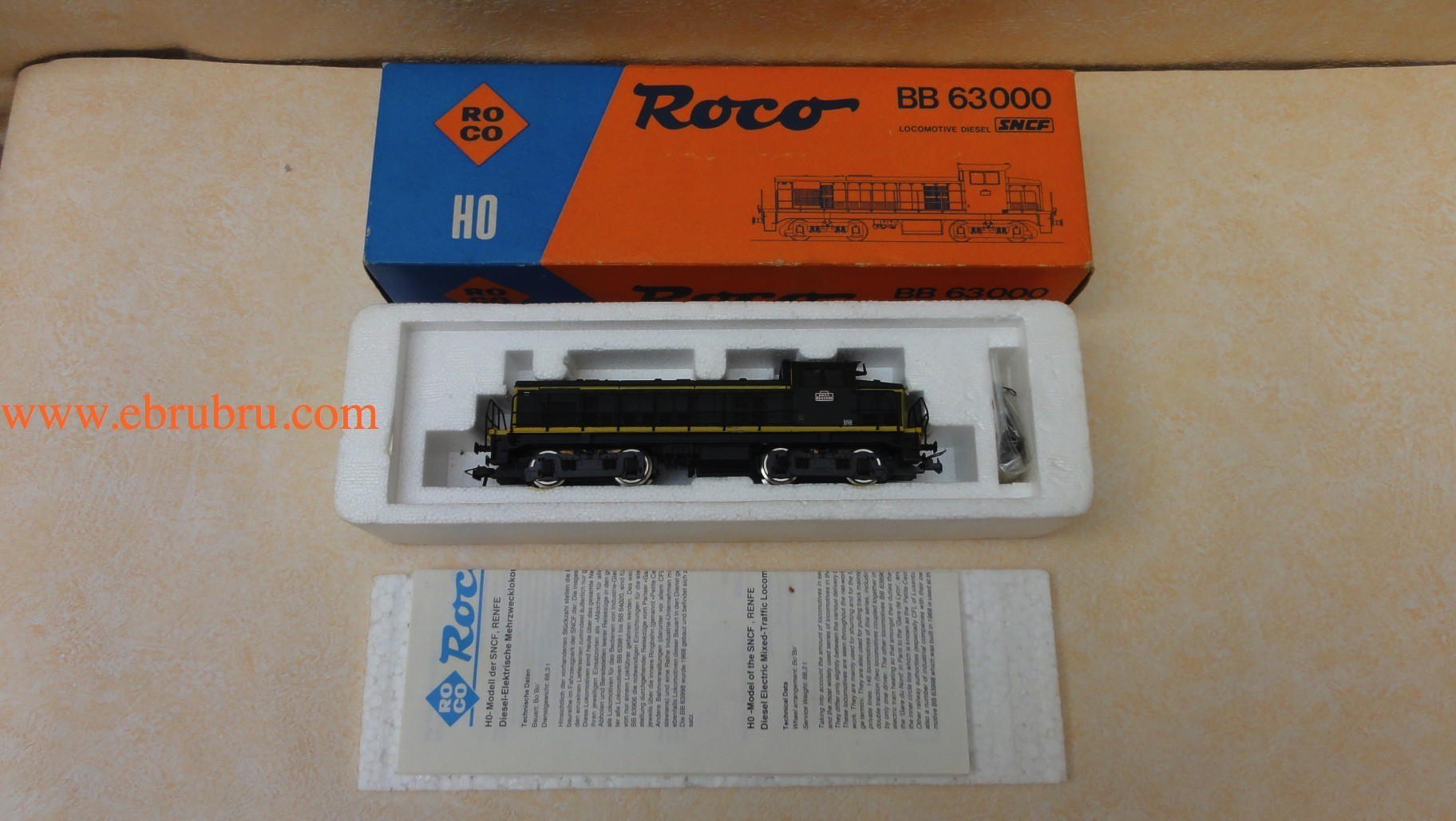 Locomotive diesel Sncf BB 63000 Roco ref 04158 A