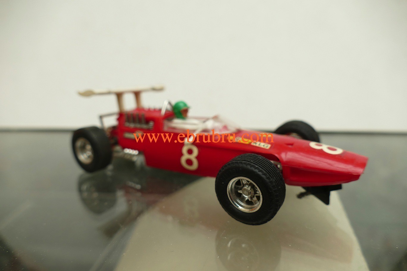 FERRARI V12 F1 ROUGE POWER SLEDGE SCALEXTRIC C9