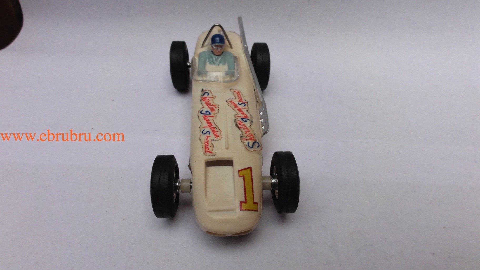 OFFENHAUSER MOTEUR AVANT AMERICAN INDIANAPOLIS 500 SCALEXTRIC C 79