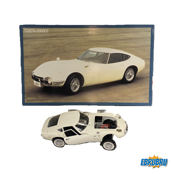 Boîte et pièces pour Toyota 2000GT FUJIMI 10128