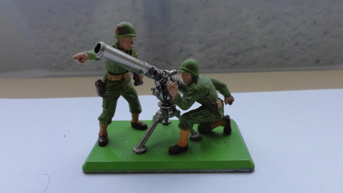 AMERICAN ARMY 75 MM GUN BRITAINS DEETAIL