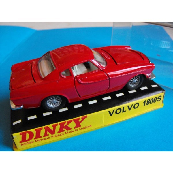 VOLVO 1800 S  COUPE DINKY TOYS