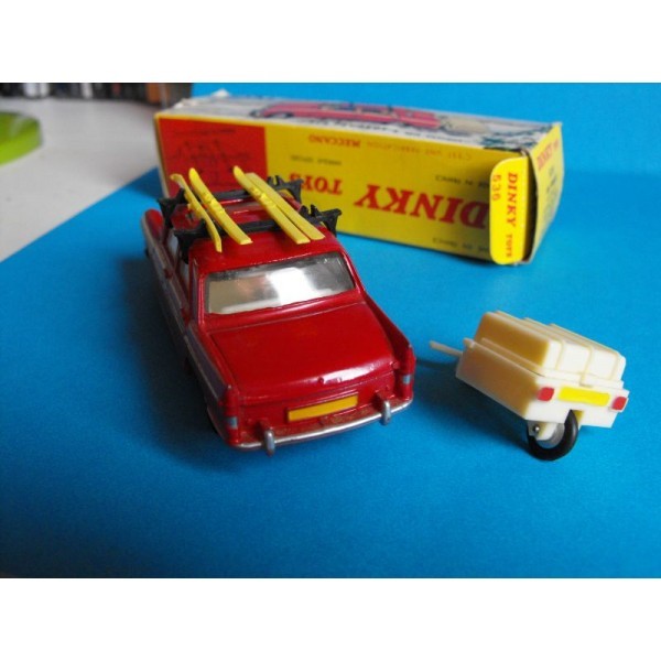 PEUGEOT 404 BERLINE  DINKY TOYS