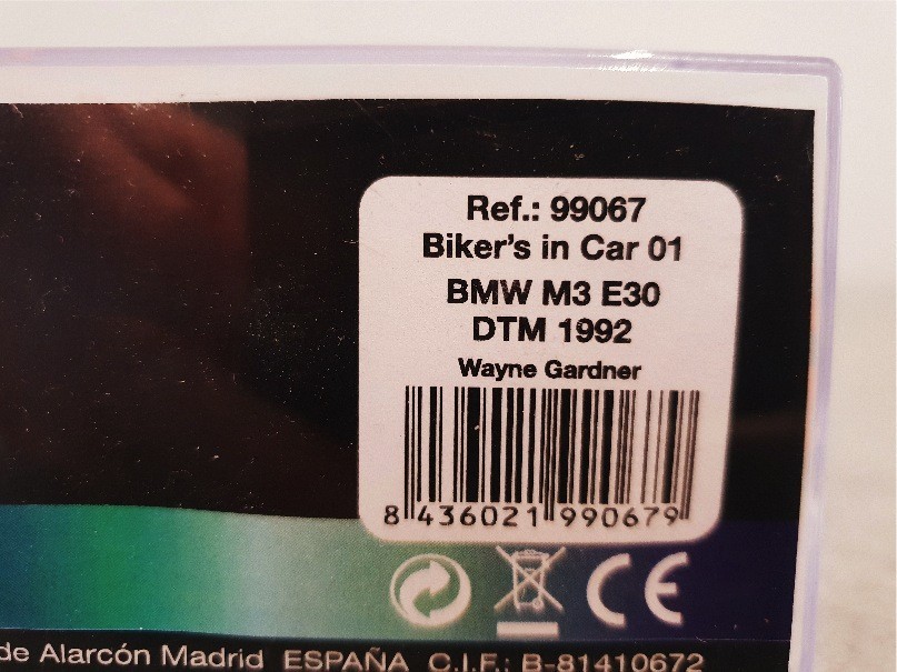 FLY REF 99067 BIKER'S IN CAR 01 BMW M3 E30 DTM 1992