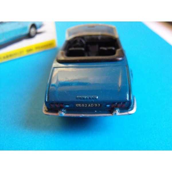 PEUGEOT 504 CABRIOLET  DINKY TOYS