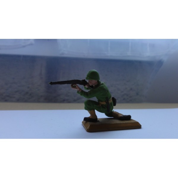 SOLDAT INFANTERIE AMÉRICAINE TIREUR  FUSIL A GENOUX  BRITAINS DEETAIL