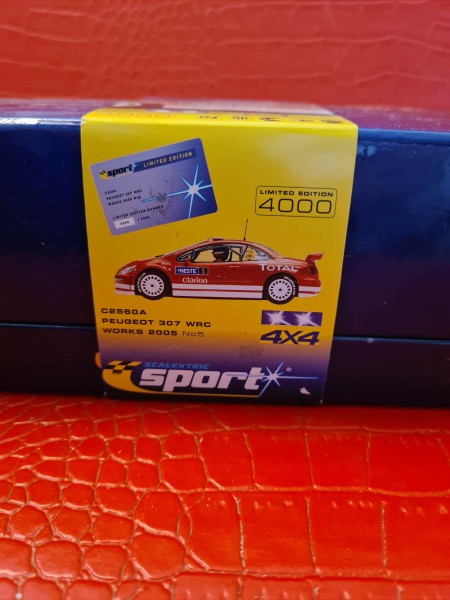 PEUGEOT 307 WRC WORKS 2005 NO 5 EDITION LIMITÉE 803/4000 SCALEXTRIC REF C2560