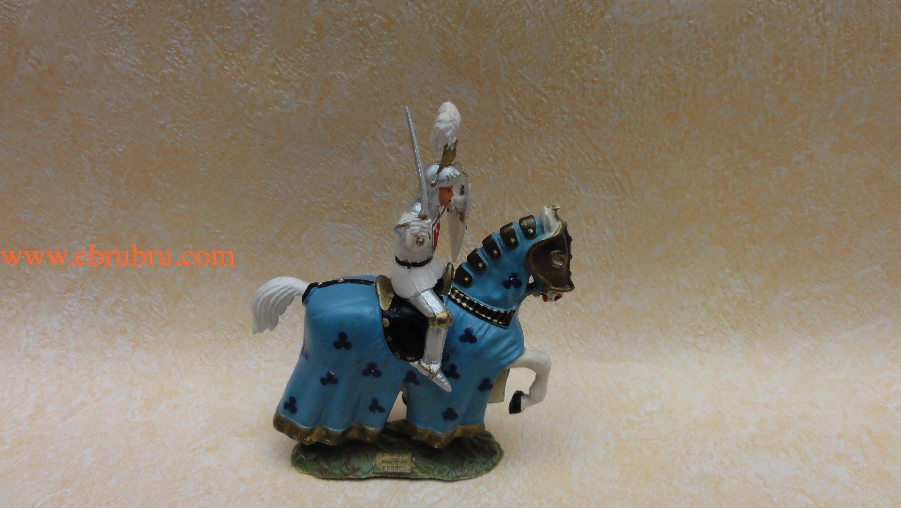 Ivanhoe sur cheval avec harnois bleu starlux ref 6204