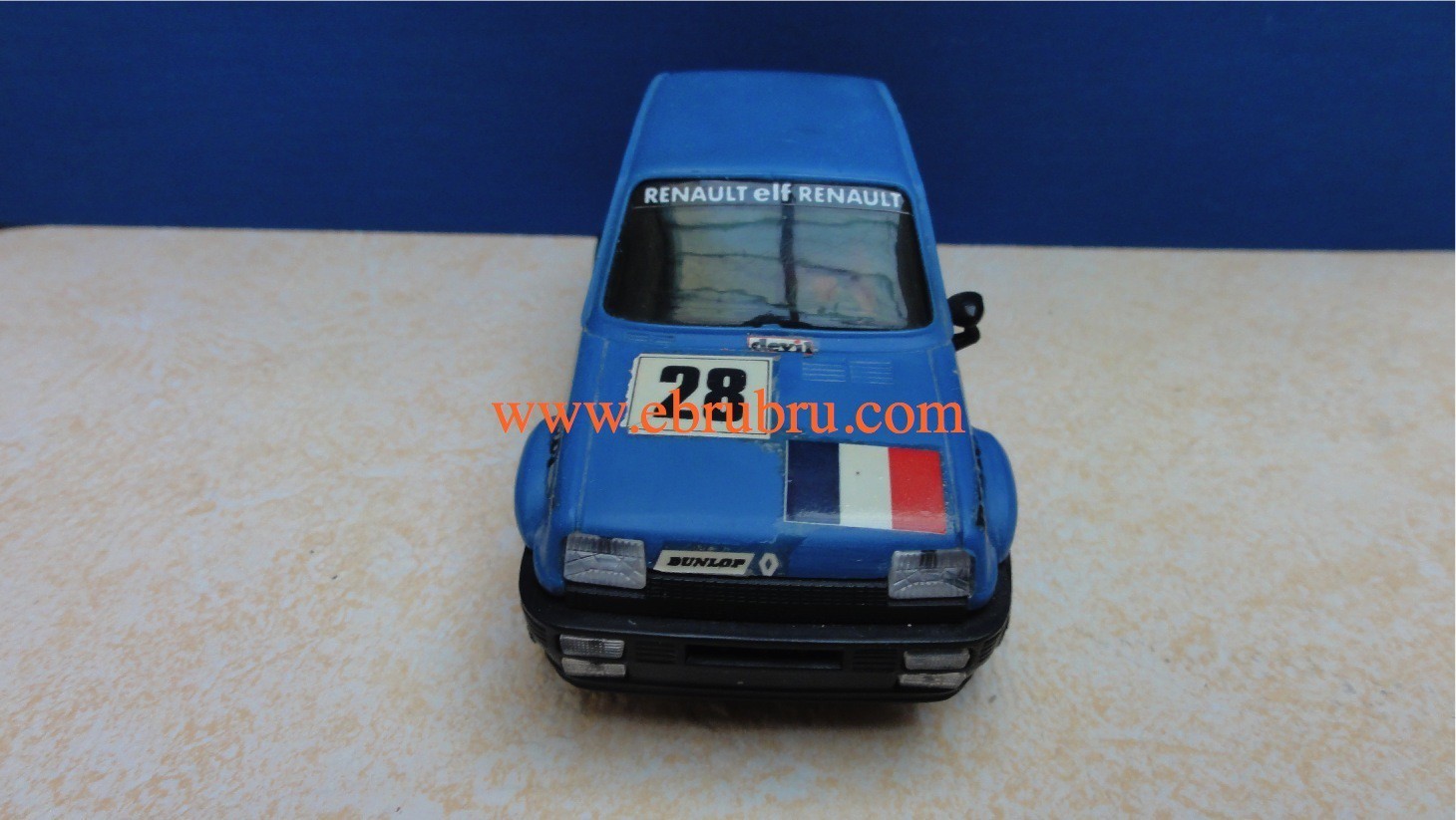 RENAULT 5 BLEUE SCALEXTRIC REF 4058