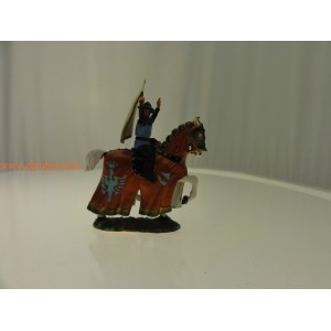 CAVALIER MOYEN AGE PORTE ETENDARD CHEVAL HARNOIS DE JOUTES  ROUILLE STARLUX RÉF 6107