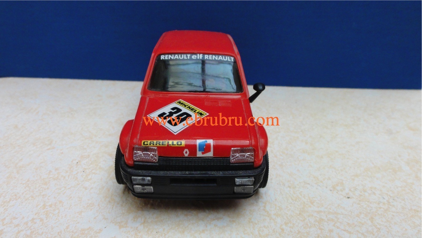 RENAULT 5 ROUGE SCALEXTRIC REF 4058