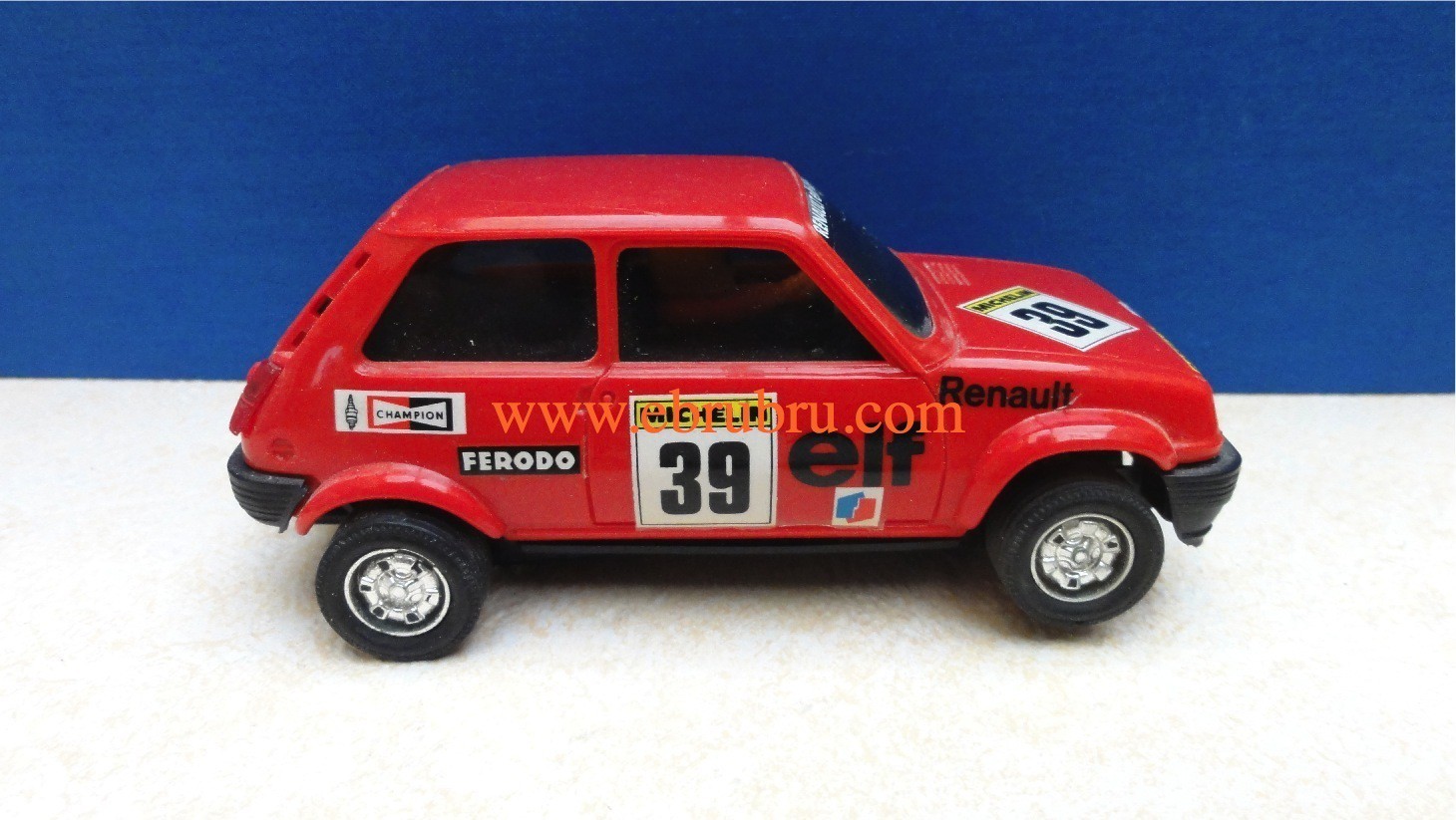 RENAULT 5 ROUGE SCALEXTRIC REF 4058