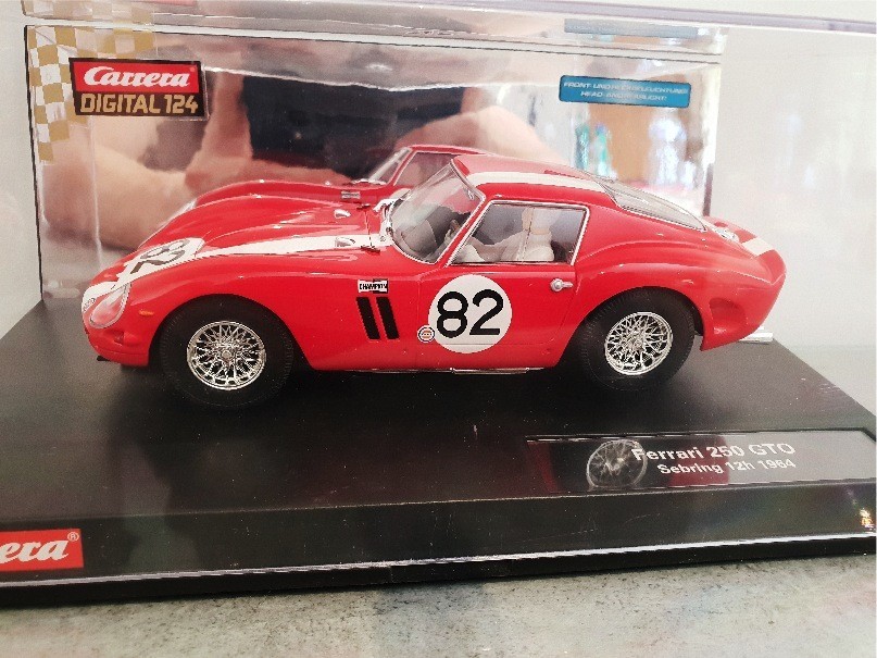 CARRERA 23714 DIGITAL 124 FERRARI 250 GTO SEBRING 12H 1964