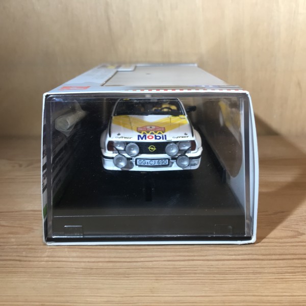 OK_OPEL ASCONA 400 RALLY MONTE CARLO 1981 REVELL 08330 