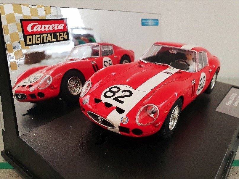 CARRERA 23714 DIGITAL 124 FERRARI 250 GTO SEBRING 12H 1964