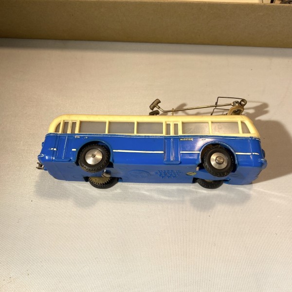 Trolley Bus EHEIM 6102 B5