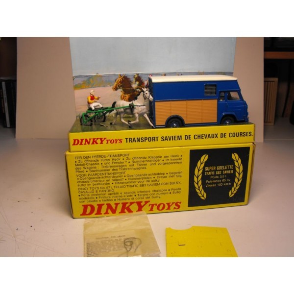 SAVIEM GOELETTE transport de chevaux DINKY TOYS