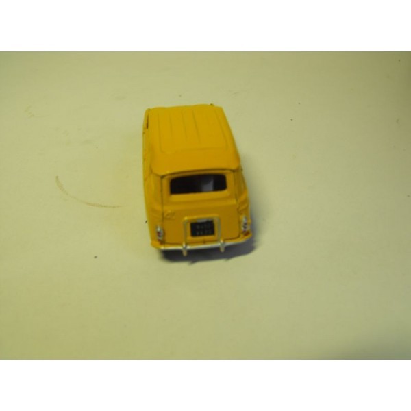 RENAULT  4 PTT DINKY TOYS