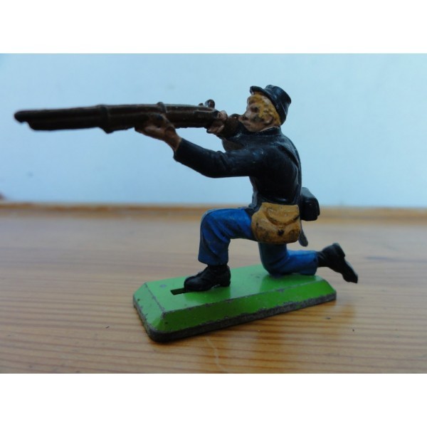 NORDISTE 1 GENOU FUSIL BRITAINS