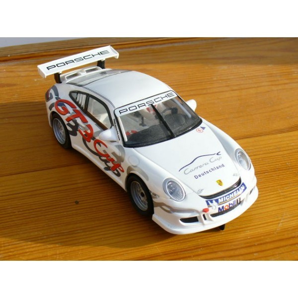 PORSCHE 911 GTS CUP SCALEXTRIC