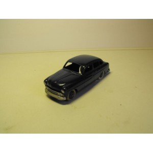 FORD VEDETTE  DINKY TOYS