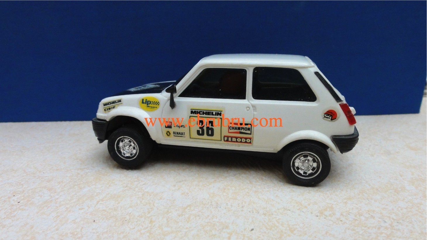 RENAULT 5 BLANCHE SCALEXTRIC REF 4058