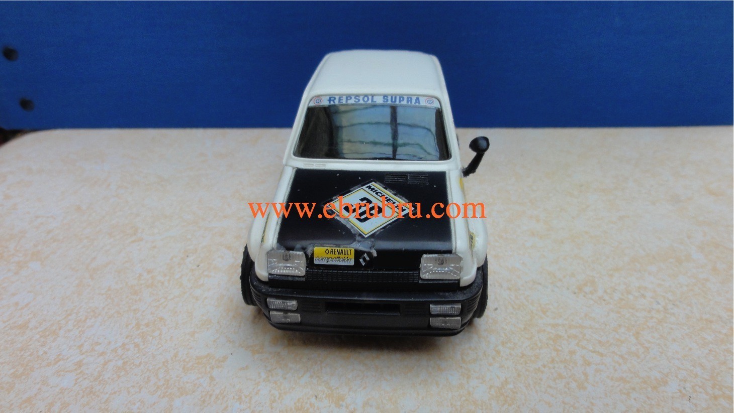 RENAULT 5 BLANCHE SCALEXTRIC REF 4058