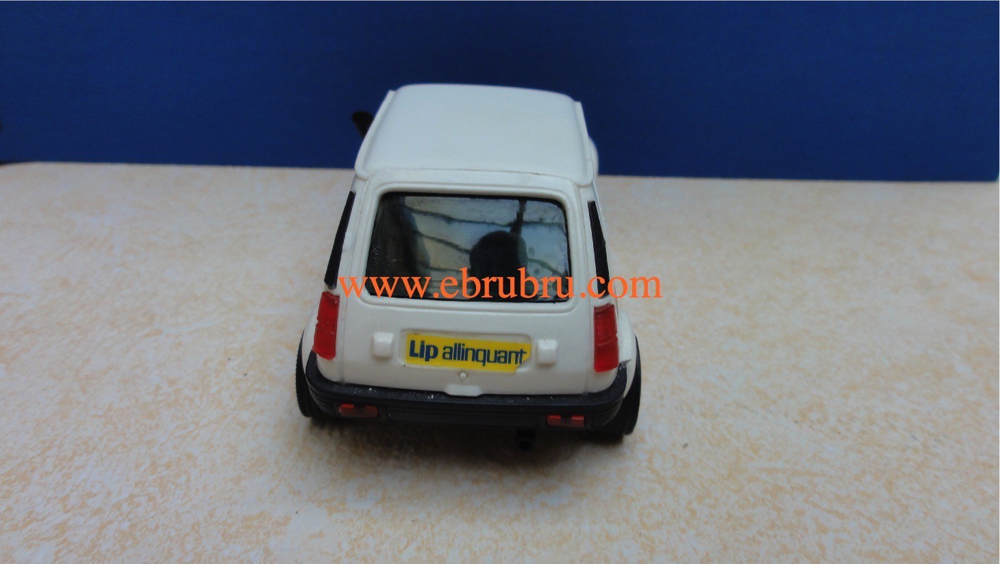 RENAULT 5 BLANCHE SCALEXTRIC REF 4058