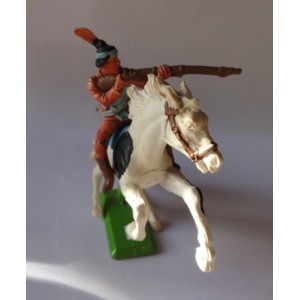 BRITAINS CAVALIER INDIEN TIR AU  FUSIL