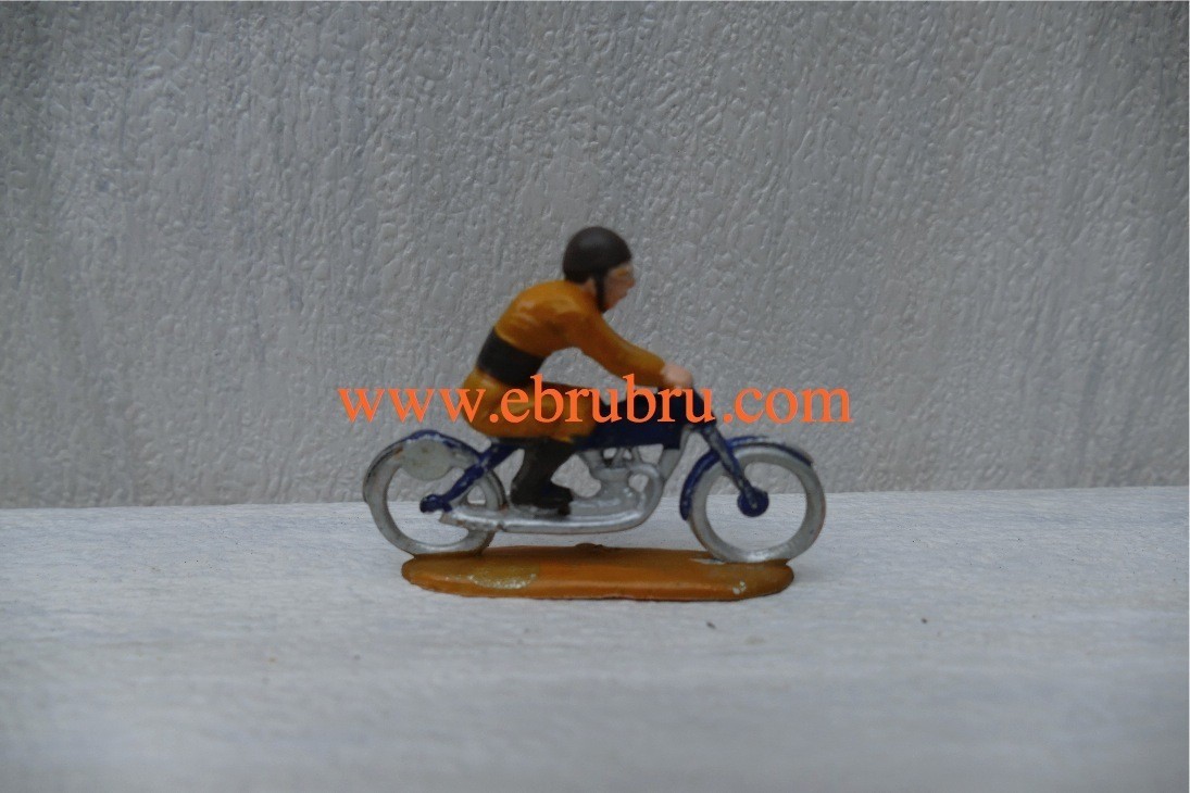 Cycliste Starlux moto rare