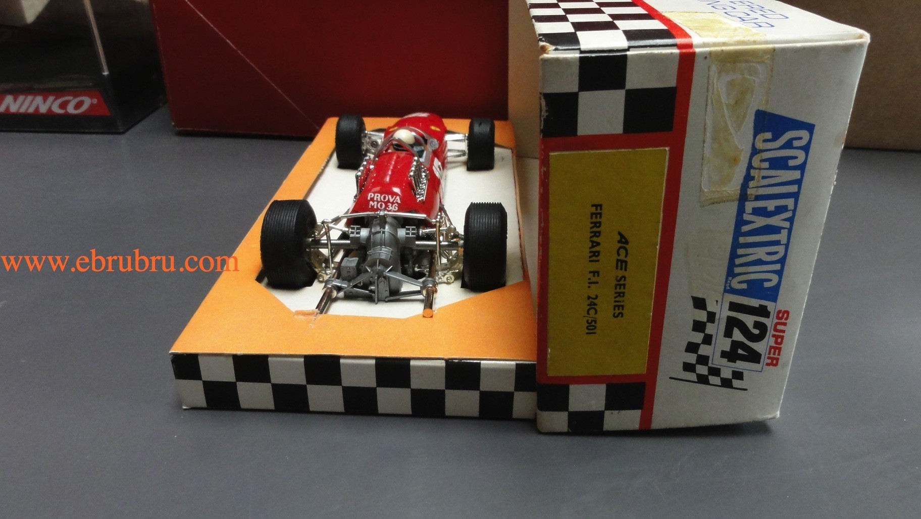 Ferrari V8 Type 158 ACE GP 24C/501 Scalextric super 124