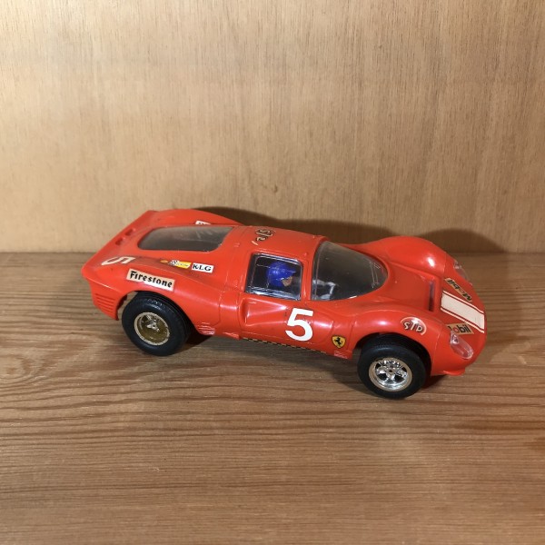 Ferrari P4 rouge SCALEXTRIC Réf C16