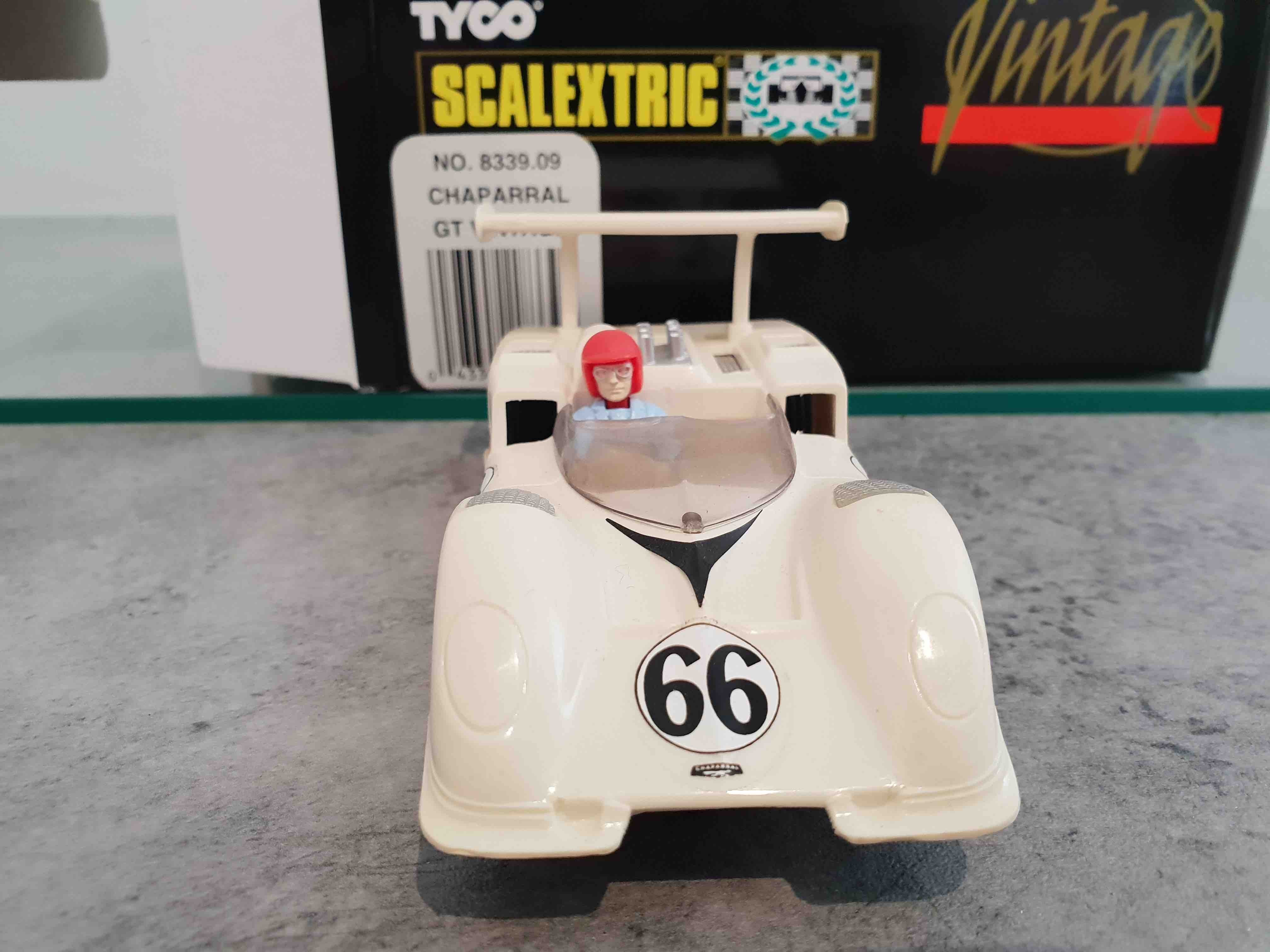 SCALEXTRIC 8339.09 CHAPARAL GT VINTAGE