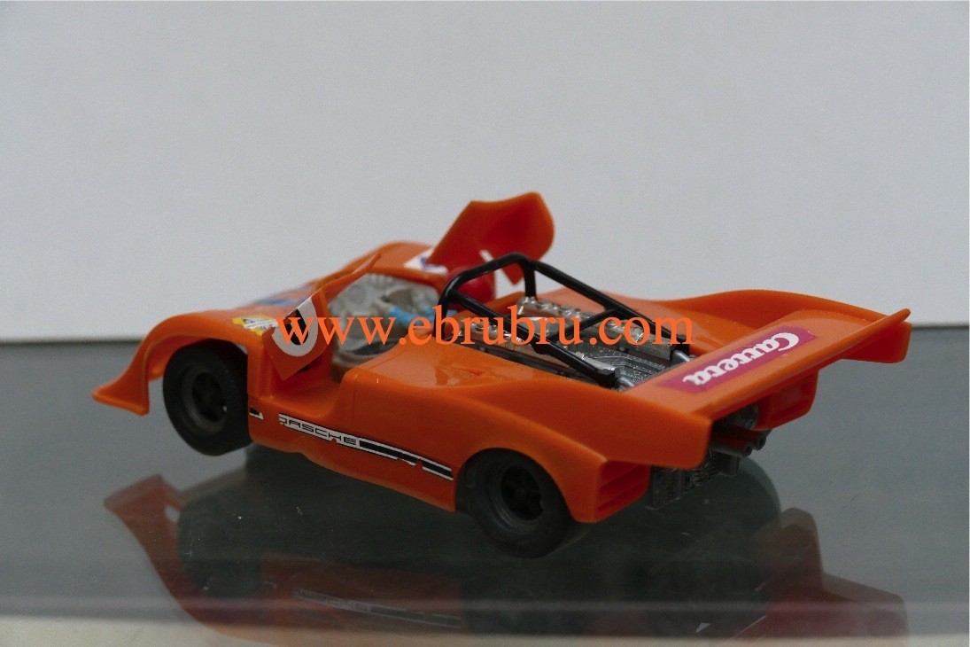 PORSCHE TURBO ORANGE CARRERA UNIVERSAL  REF 40475