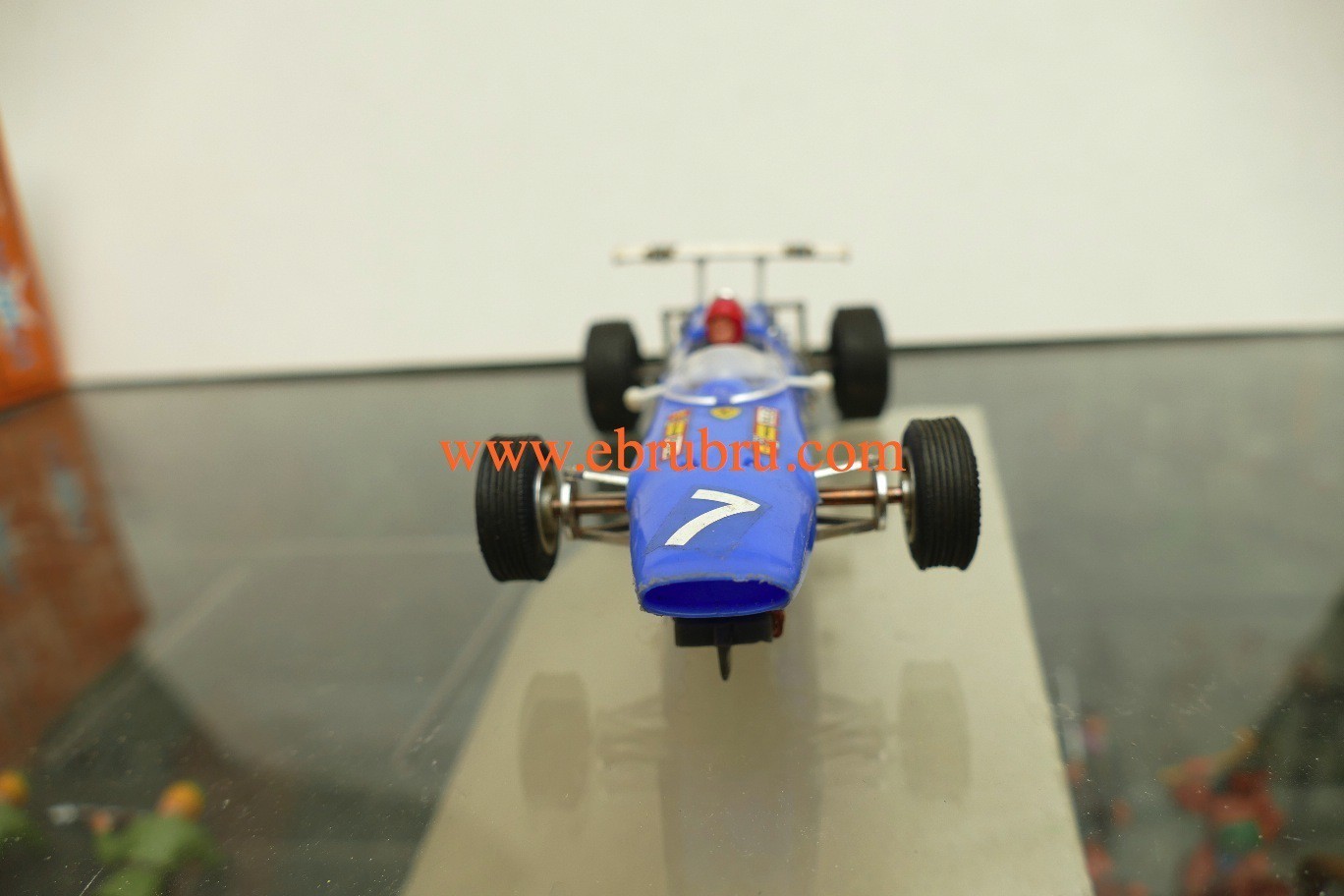 FERRARI V12 F1 BLEUE POWER SLEDGE SCALEXTRIC C9