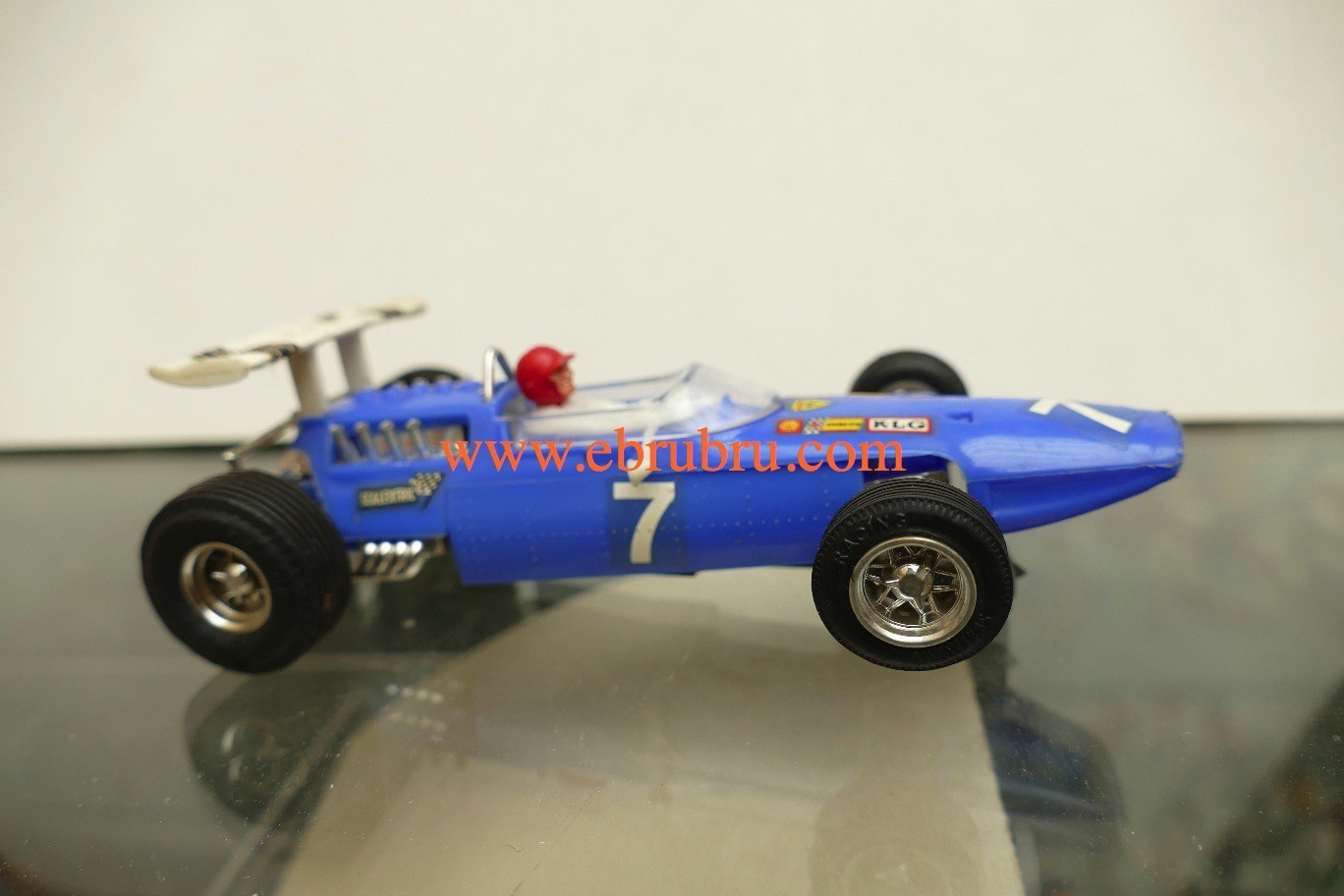 FERRARI V12 F1 BLEUE POWER SLEDGE SCALEXTRIC C9