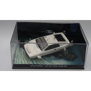 LOTUS ESPRIT SUB - L'ESPION QUI M'AIMAIT REF 3 COLLECTION JAMES BOND 007