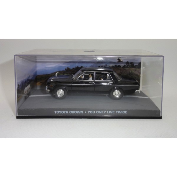 TOYOTA CROWN ON NE VIT QUE DEUX FOIS REF 56 COLLECTION JAMES BOND 007