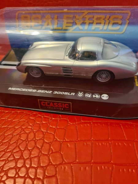 Mercedes Benz 300 SLR coupe SCALEXTRIC C2914 