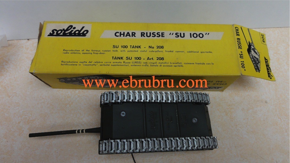 Char russe SU 100 militaire Solido ref 208