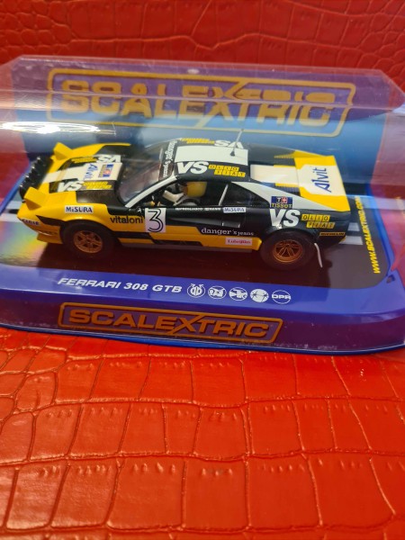 Ferrari 308 GTB  SCALEXTRIC C2974 