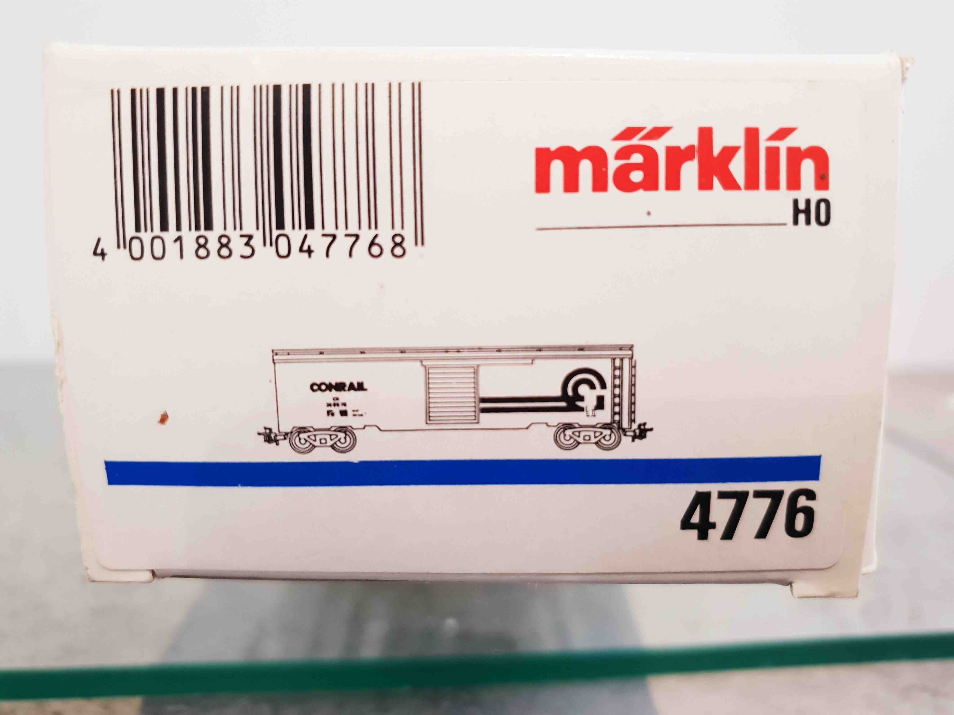 MARKLIN 4776 WAGON COUVERT CONRAIL