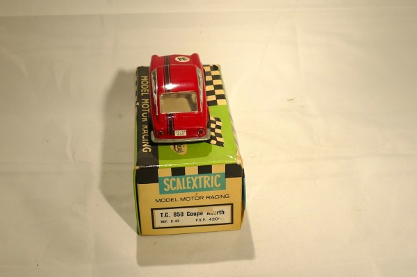 Seat 850 TC Rouge Scalextric Exin ref C42