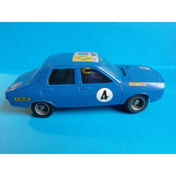 RENAULT  R 12 GORDINI SCALEXTRIC BLEU