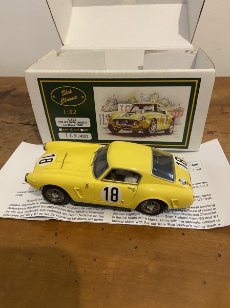 Ferrari 250 GT SWB  NART Le Mans 1960  Slot Classic  CJ 25