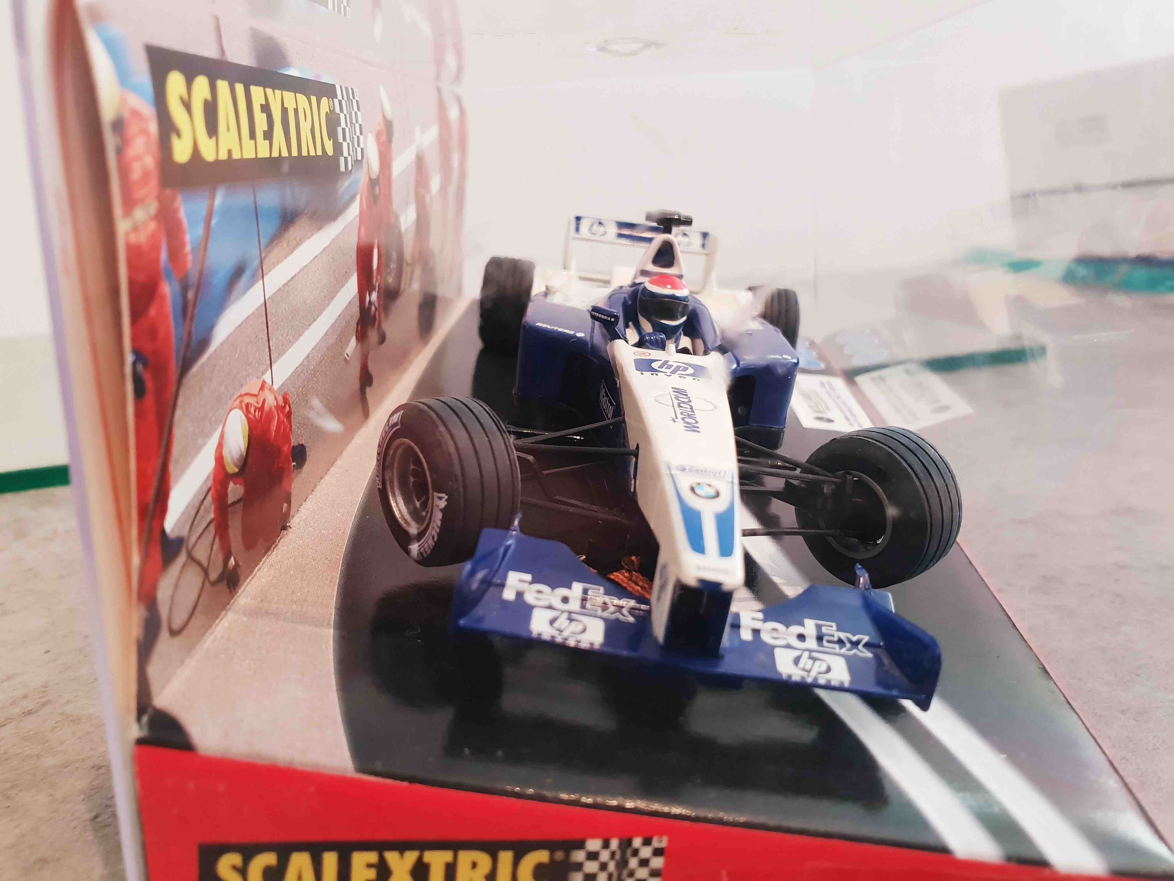 SCALEXTRIC 6108 WILLIAMS F1 GENÉ 2002