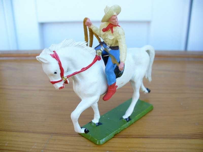 CAVALIER COWBOY LASSO JAUNE STARLUX